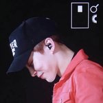 [EXO] <b>해외</b><b>팬</b>들이 노래불러줘서 쑥스러운 시우민