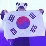 애두랑 얼굴 <b>한부분</b>이 오지게이뻐도
