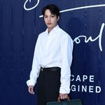 [EXO] 카이 버버리 전시참석날 사진 ㅋㅋㅋ