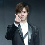 [댓글부탁해] 옷에 관심 많은 판녀들 제발제발제발 나좀 도와주라ㅠㅠㅠㅠ