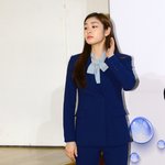 김연아 오늘 파란 슈트 쩐다..ㅎㄷㄷ