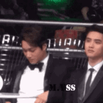[EXO] 야 근데 꼬<b>냄새</b>가 그렇게 좋음?