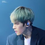 [백현] 백현이 <b>옆태</b> 꼭 봐