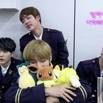 [방탄소년단] 솔직히 얘 얄밉다..ㅋㅋ