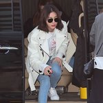 <b>포상</b>휴가 중인 엄현경 사진