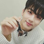 [BAP] 난 <b>영재</b>가 주는데 받아먹질 못 하네ㅠㅠ