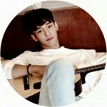 [CHEN] <b>이사진</b> 아는 사람?