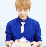 [시우민] 슈데이 8<b>분전</b> !!