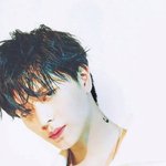 [<b>인정</b>ㅇㅇ] 와 진짜,, 육성재 잘생긴거같아,,,,