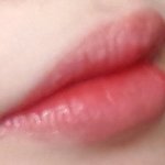 이거 <b>입술색</b> 연한거야??