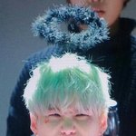 [EXO] 얼굴이 <b>몽둥이</b>급