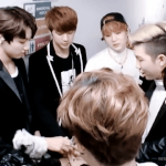 [방탄소년단] ㅂ방탄방탄 <b>방</b>방탄할<b>때</b> 손가락 총모양 개까리해