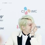 [인피니트] 동우 <b>손</b>에 또 <b>한</b> 번 반하고...