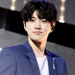 봐도 봐도 <b>적응</b> 안되는 男아이돌 비주얼