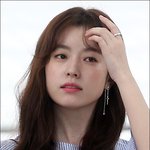 [왤케예뻐] 한효주 폴리폴리 화보<b>촬영</b> 현장 메이킹 <b>영상</b>