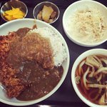 내일 졸사 찍는데 ㅈㄴ 매력적인 <b>포즈</b> 추천 좀