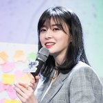 자기<b>주장</b> 많은 女돌 이목구비