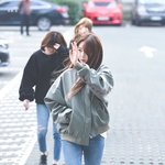 여친 신비가 팬싸 온 팬들 대하는 모습이래