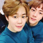 [방탄소년단] 석진이가 <b>지민이</b> 안고있었네