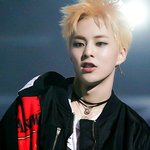 [시우민] <b>조명</b>도 도와준다는 시우민