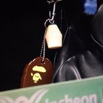 [NCT] <b>윈윈</b>이 바나나키링 가방에 달았넹ㅋㅋㅋ