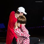 [방탄소년단] 김태형 등 라인봐..