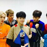 [드루와] 데뷔 11일만에 4관왕한 아이돌