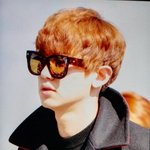 [EXO] ㅅㅂ선글라스 사진돌길래 <b>몇</b>년전인<b>줄</b>