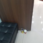 <b>쓰레기</b>는 <b>쓰레기통</b>에..어렵나요?