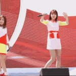 어제자 추락할뻔한 걸그룹 멤버 <b>구함</b>!!