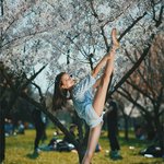 <b>봄날</b> 꽃 같은 발레리나 소녀