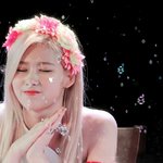 나 학교말곤 친구를 <b>안</b><b>사</b>겨...