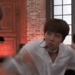 [방탄소년단] 진심 다들 볼수있는 공식 <b>석상</b>?같은무대에서