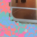 [드루와] 수련회 때 폰 냈다가 다시 받았는데 케이스 깨져있어;