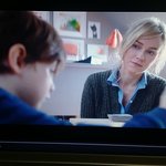 이 여자가 나오미 <b>왓츠</b>야~~