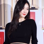 설리 더 예뻐진 것 같은데?