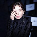 은근 사람 홀리는 女돌 <b>몽환</b>미