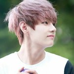방탄 뷔 얼굴 많이 <b>성숙</b>해지지 않음?