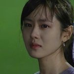 우는 여자