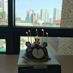 [EXO] 아 맞다 오늘 학교에서 <b>엑셀</b>애들이랑 5주년파티함
