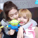 [댓글부탁해] 내가느끼기에 확실히 <b>위너</b>블핑은 외적으로