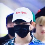 [NCT] 제노 되게 <b>피곤해</b>보이는데