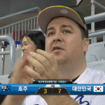 [댓글부탁해] 얘들아 4월 말에 <b>반팔</b>반바지입음?