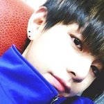 [방탄소년단] 이 사진 배경 <b>쇼파</b>