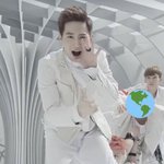 [EXO] ㅅㅂ 잠옷 짧아서 엉골 보임 <b>개색</b>씨