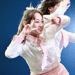 <b>개미</b>지옥 돋는 매력부자 女돌