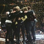 [방탄소년단] 진짜 <b>노력</b>빼면  시체인 사람들 입에서