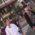 [방탄소년단] 태형이랑윤기 <b>하와이</b>에서 같이 다니네