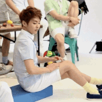 [시우민] <b>각선미</b> 자랑하는 시우민