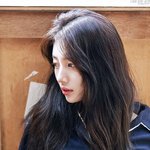 실시간으로 방금 뜬 수지 화보